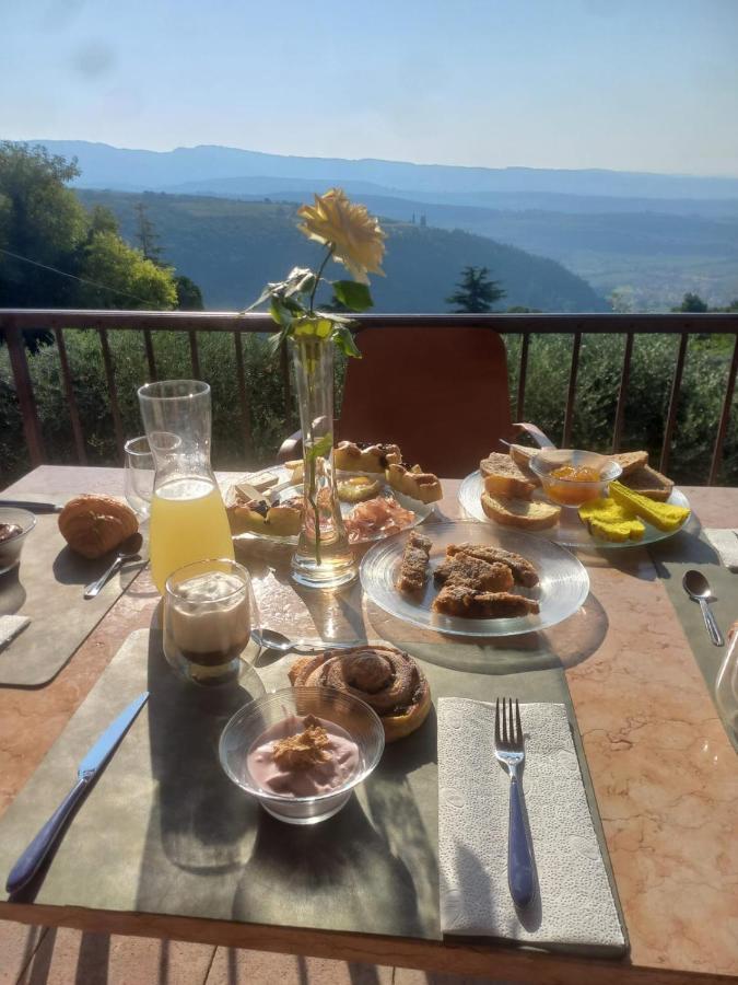 Bed and Breakfast La Terrazza In Collina Cavalo Екстер'єр фото