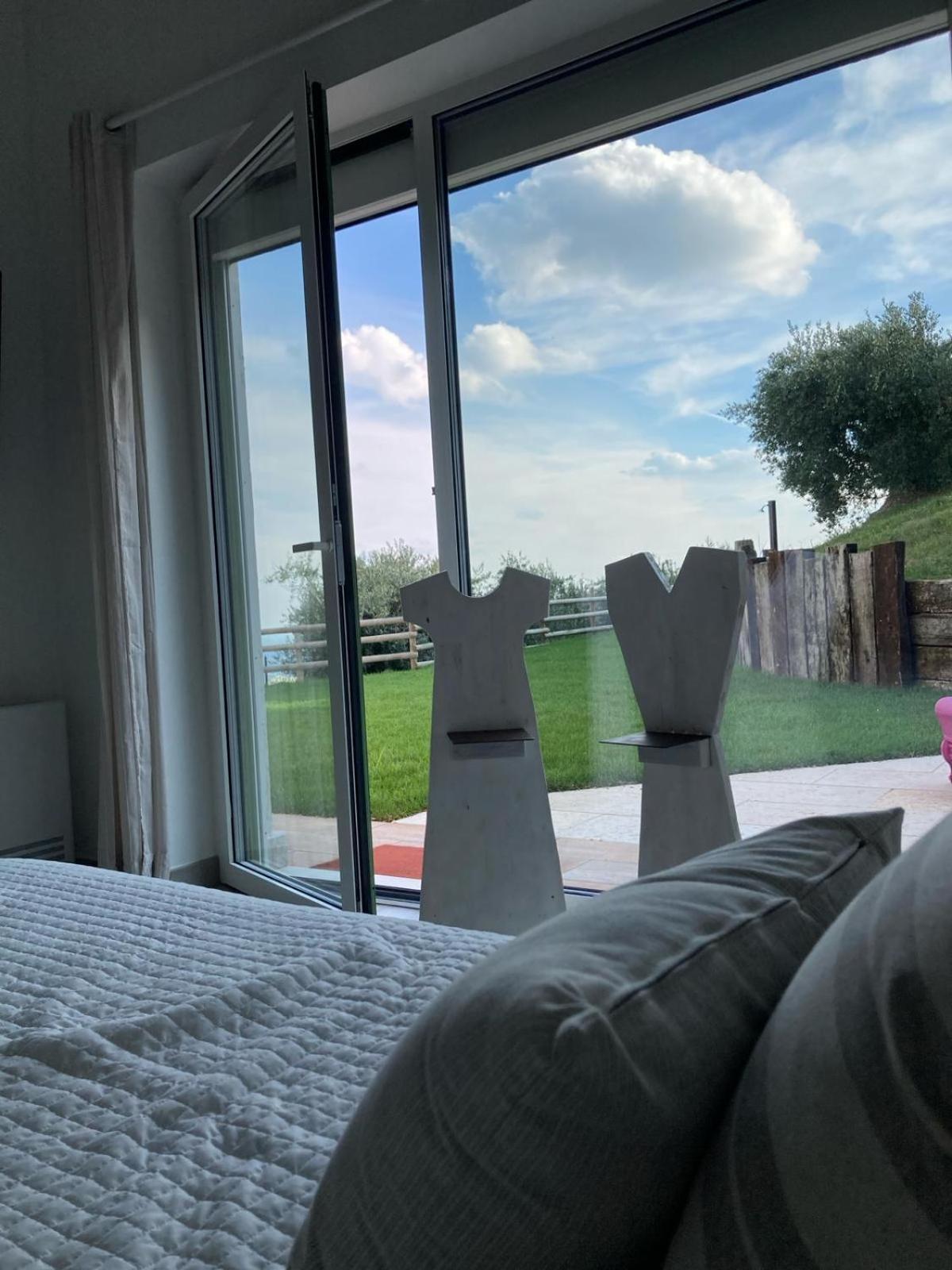 Bed and Breakfast La Terrazza In Collina Cavalo Екстер'єр фото