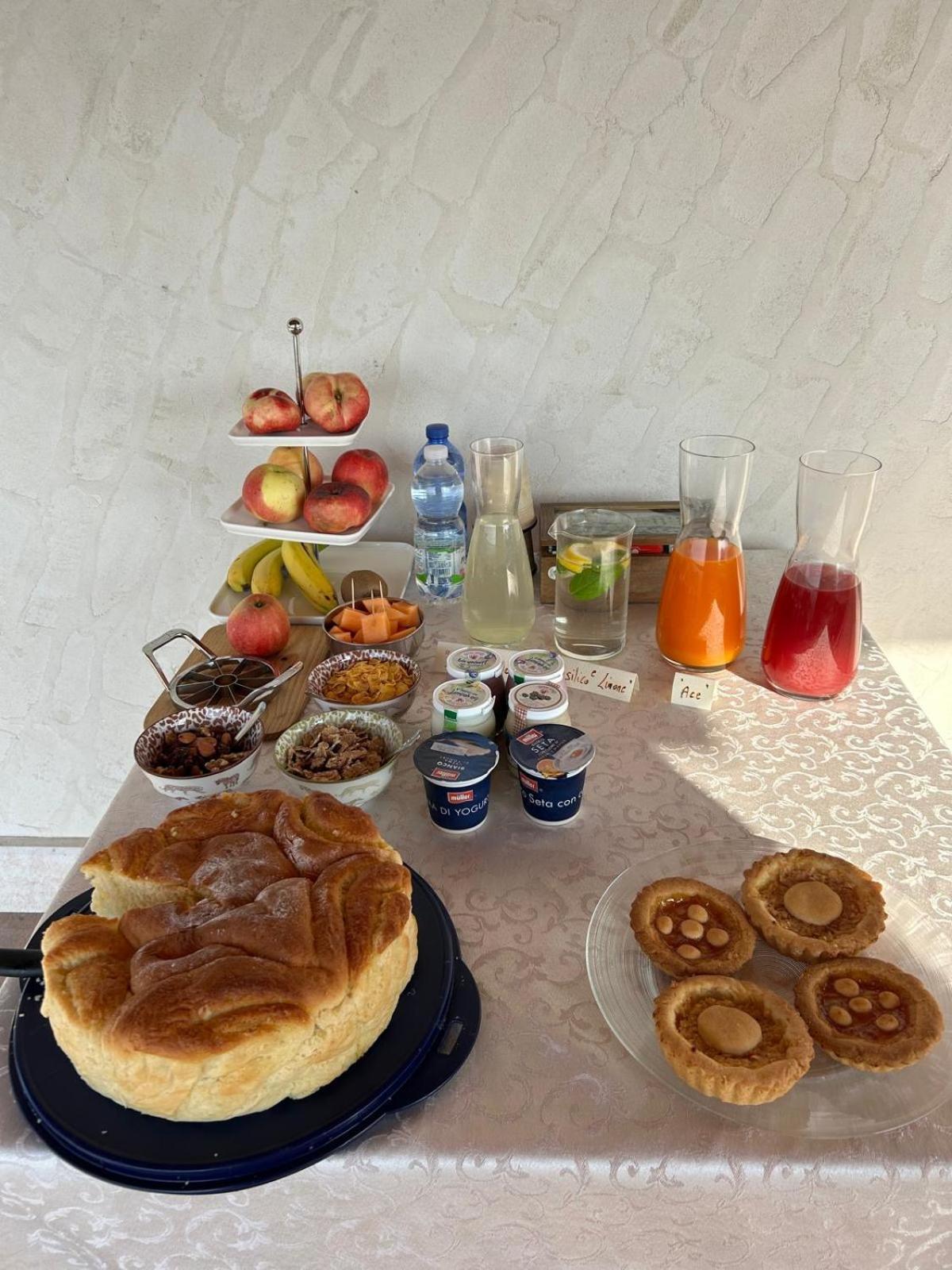 Bed and Breakfast La Terrazza In Collina Cavalo Екстер'єр фото
